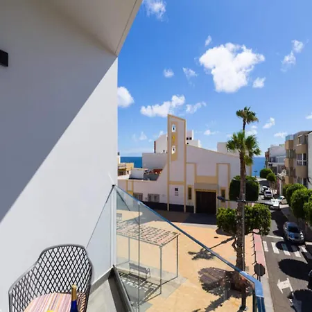 Apartment Charming House In Telde Melenara